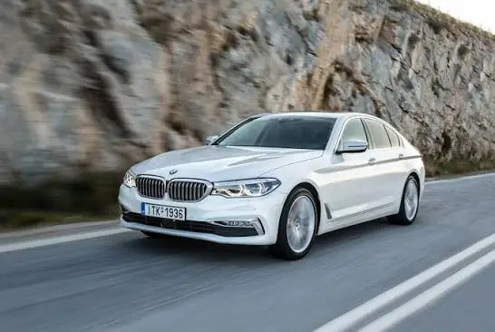 Адаптація та переробка фар BMW 5 Series G30 США на Євро
