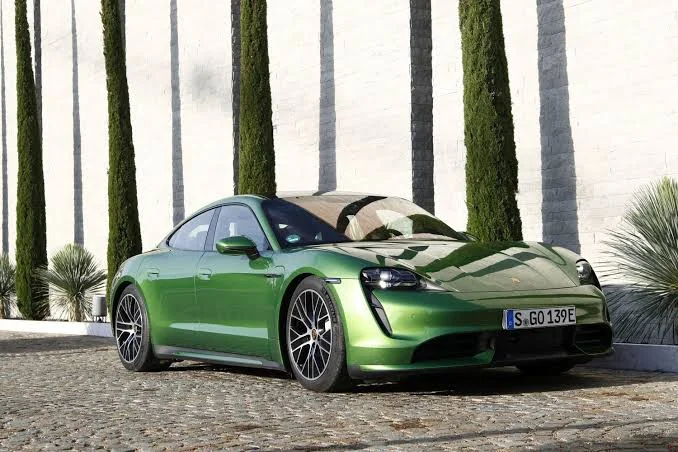 Адаптація та переробка фар Porsche Taycan Y1A США на Євро